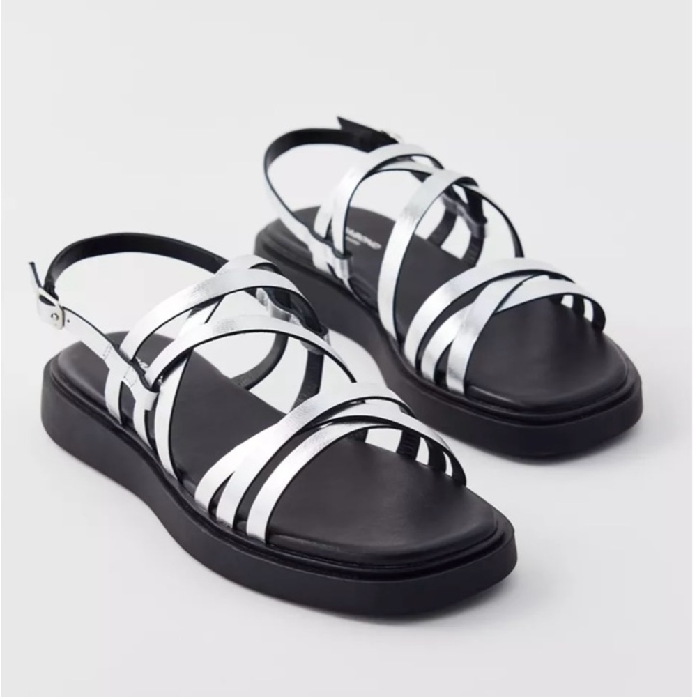 Vagabond Shoemakers Black Silver Connie Strappy Sandals